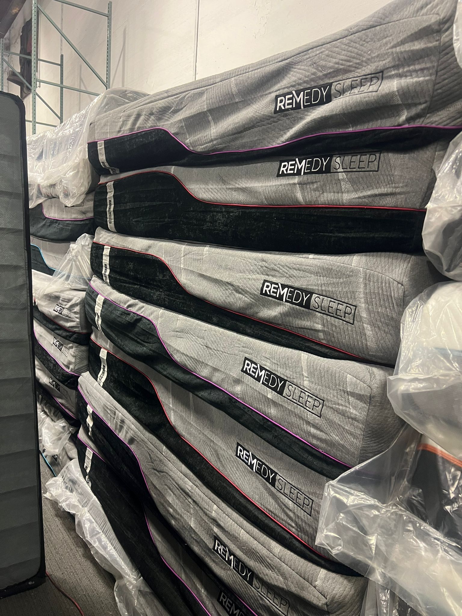 💥BIG SALE💥 CALIFORNIA KING MATTRESS REMEDY HYBRID $399