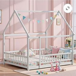 White Wood House Frame Kids Floor Bed💯Brand new in box original. Never use 💥