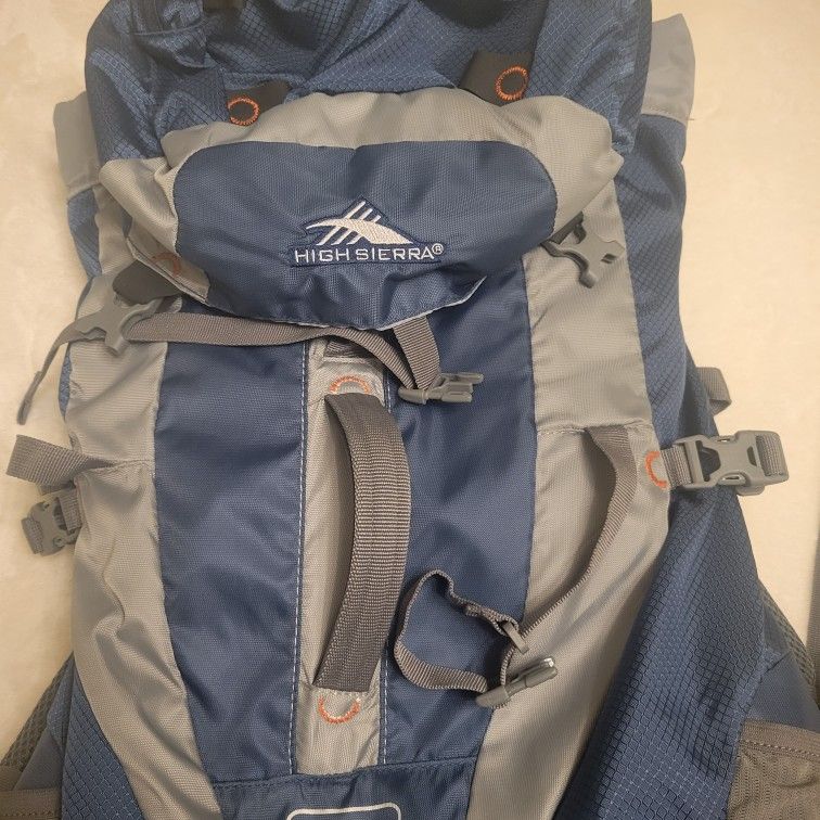 Brand New Backpack High Sierra