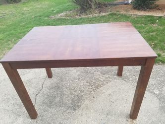 Pub table