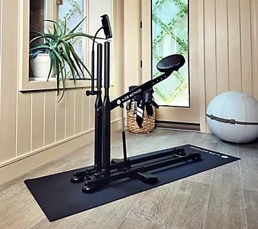 DB Method Squat Machine