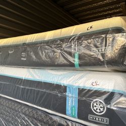 California King Tempurpedic Hybrids