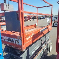 2017 Skyjack 24-26’ Scissor Lift