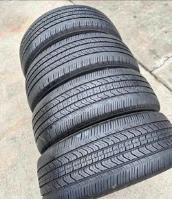 215/55/17 Michelin Selling 4 nearly new tires with 80% tread life remaining.🌟🌟