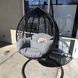 Outdoor egg swing chair! $349 🩶🔥