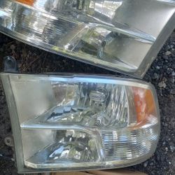 Headlights For A Dodge Ram 2009 2016