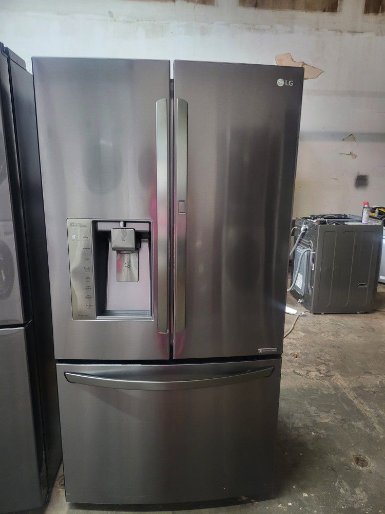 ♨️♨️REFRIGERATOR LG BLACK STAINLEES STEEL WITH SHOSE CASE 🏕 