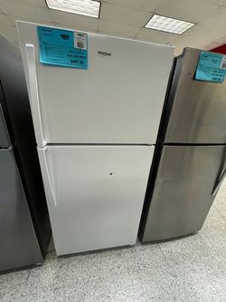 Top-Freezer Refrigerator White