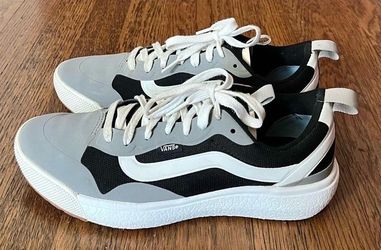 VANS ULTRARANGE
