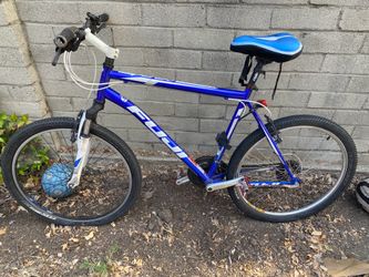 Fuji Hard tail mountain bike 2000’s