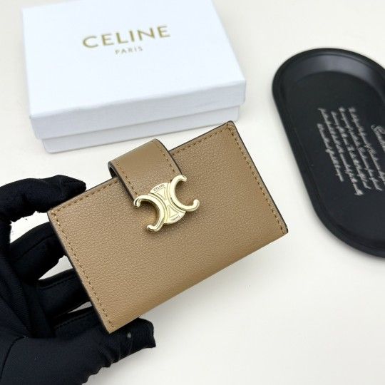 🎀Model: Celine 794