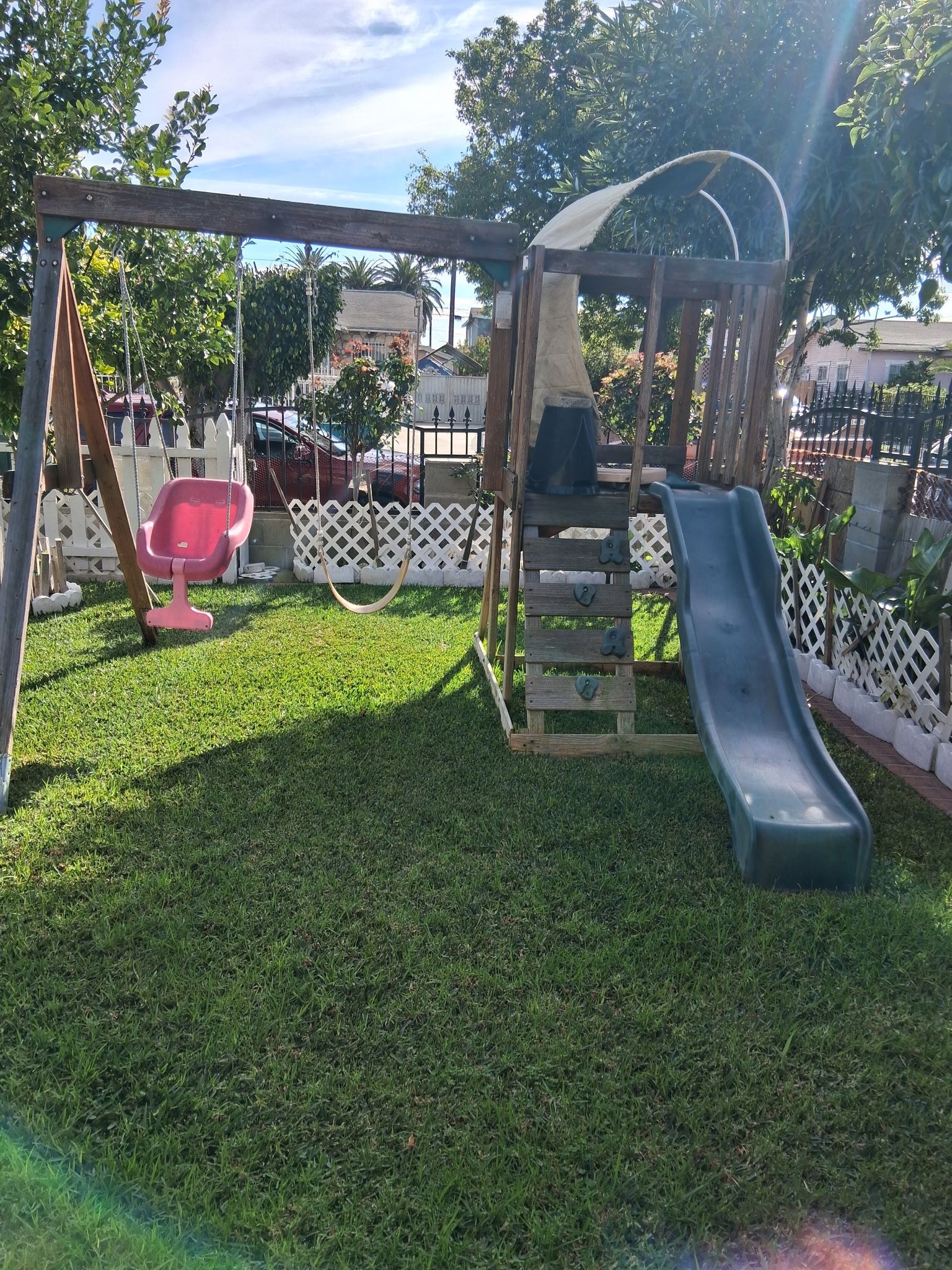 Kids Playground (NEGOTIABLE)