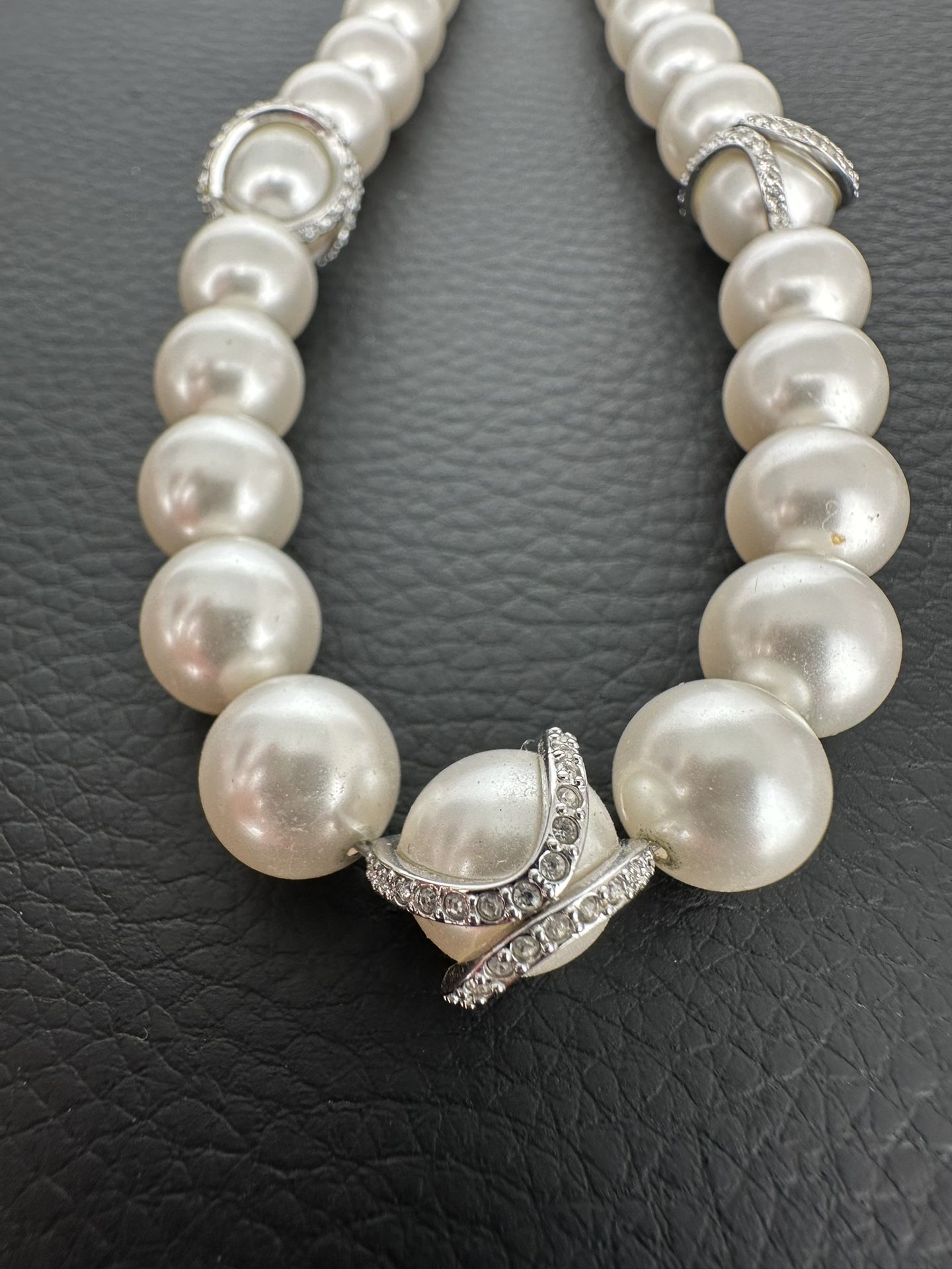 Swarovski Nude Pearl Necklace with Crystal