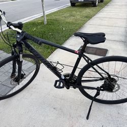 Specialized Crosstrail Size L