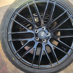 20" Staggerd SAVINI Glossy Black Forsa Wheels & New Tires For DODGE CHARGER
