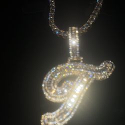 18 k Gold Plated T Pendant & 4 mm Tennis Chain 