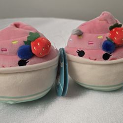 Squishmallow 5" Angelica Frozen Yogurt Nwt Blueberry Strawberry Scented
