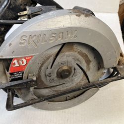 USED CORDED SKILL 7-1/4” 10A SAW