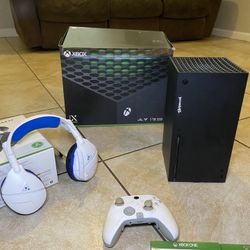 Xbox series X with scuf controller, headset and games