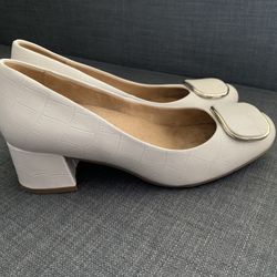 NATURALIZER WOMEN'S LAURA WHITE LEATHER BLOCK HEEL PUMPS SHOES SIZE: 6.5 (304)