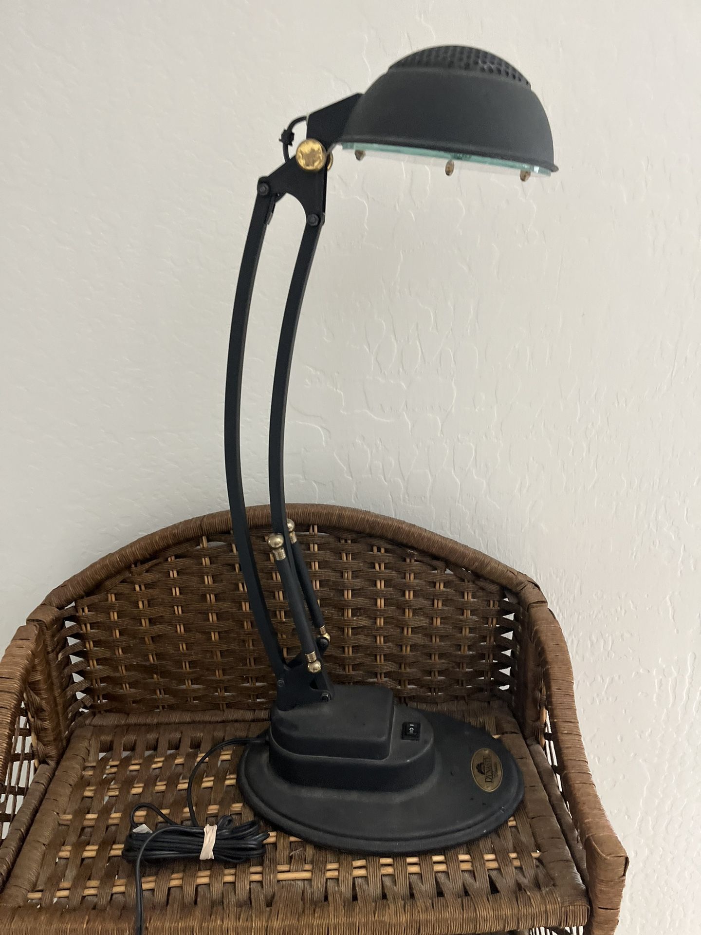Vintage Black Dynasty Lamp Antique * Works Great