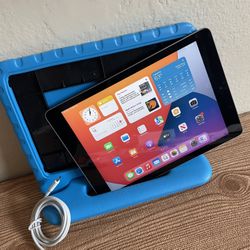 Apple iPad 5th Generation 32GB  with kids protective case & Charger (128gb $170) 