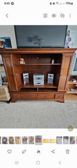 LG TV Credenza