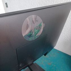 New Hp V22 Monitor Pick Up In CORONADO 