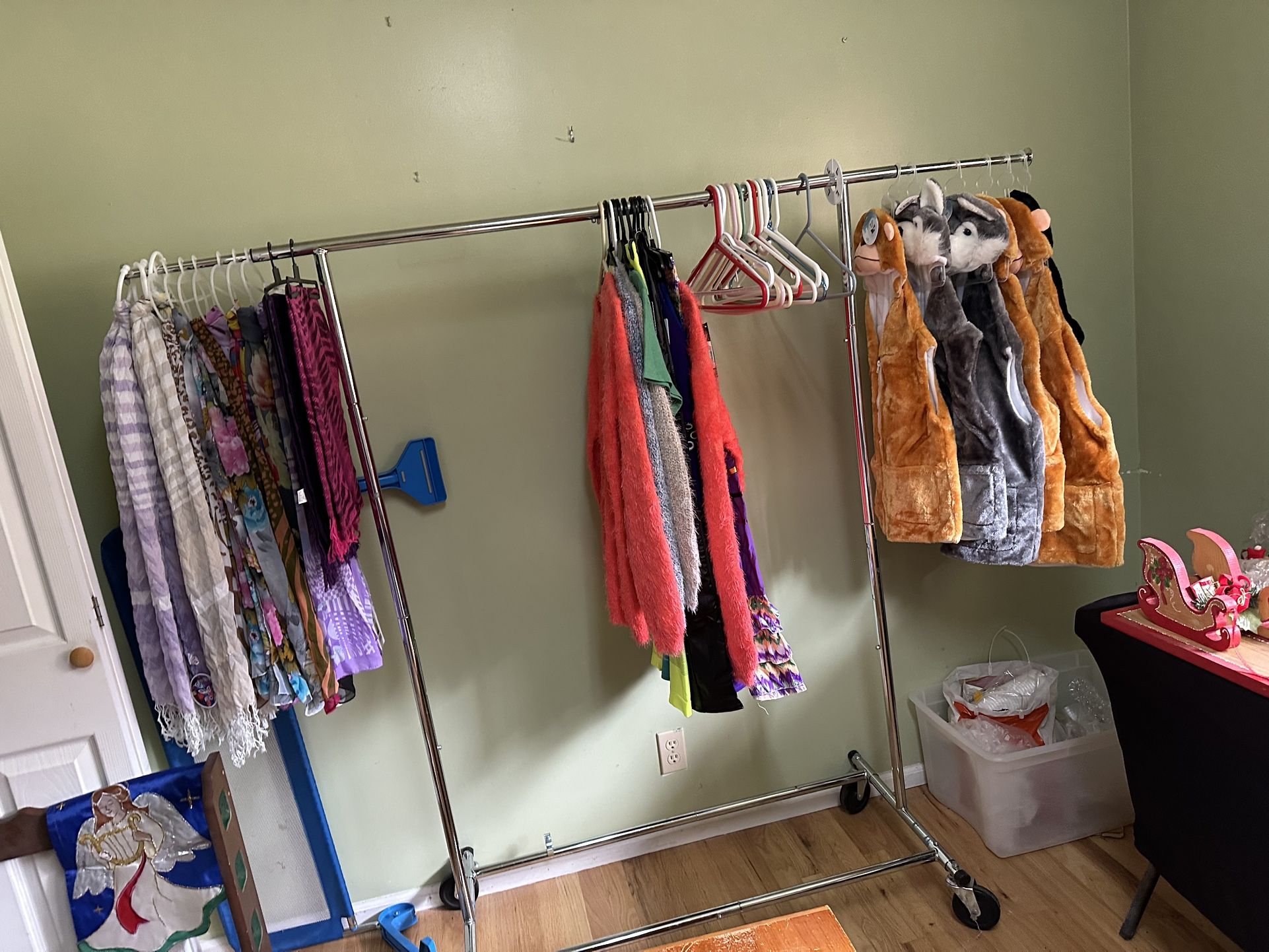 Estate Sale, All 12514 NE Russell Portland Thur To Sun