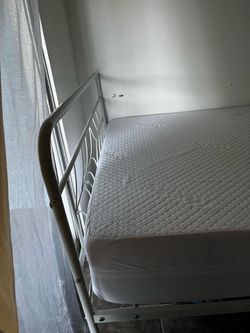 QUEEN Bed frame with Mattress