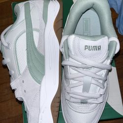 Puma Shoes ( Green, White ) Brand New 