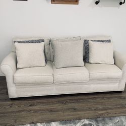 Beautiful Sofa Looking For A New Home 