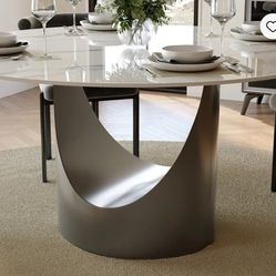 Povison Dining Table snow white with gray bas