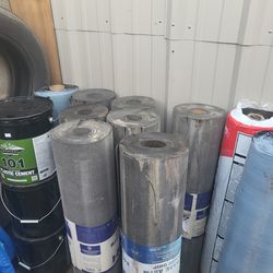 Roofing peel and stick