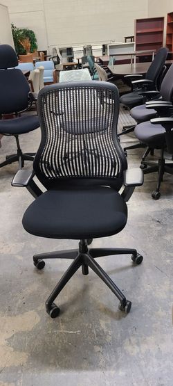 Knoll ReGeneration Chair
