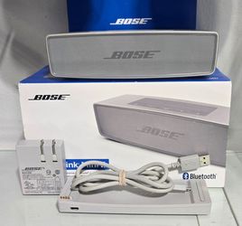 Bose SoundLink Mini II Bluetooth Speaker System Silver with Charger & Box