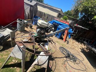Concrete finish machine