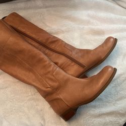 Women’s Leather Boots 