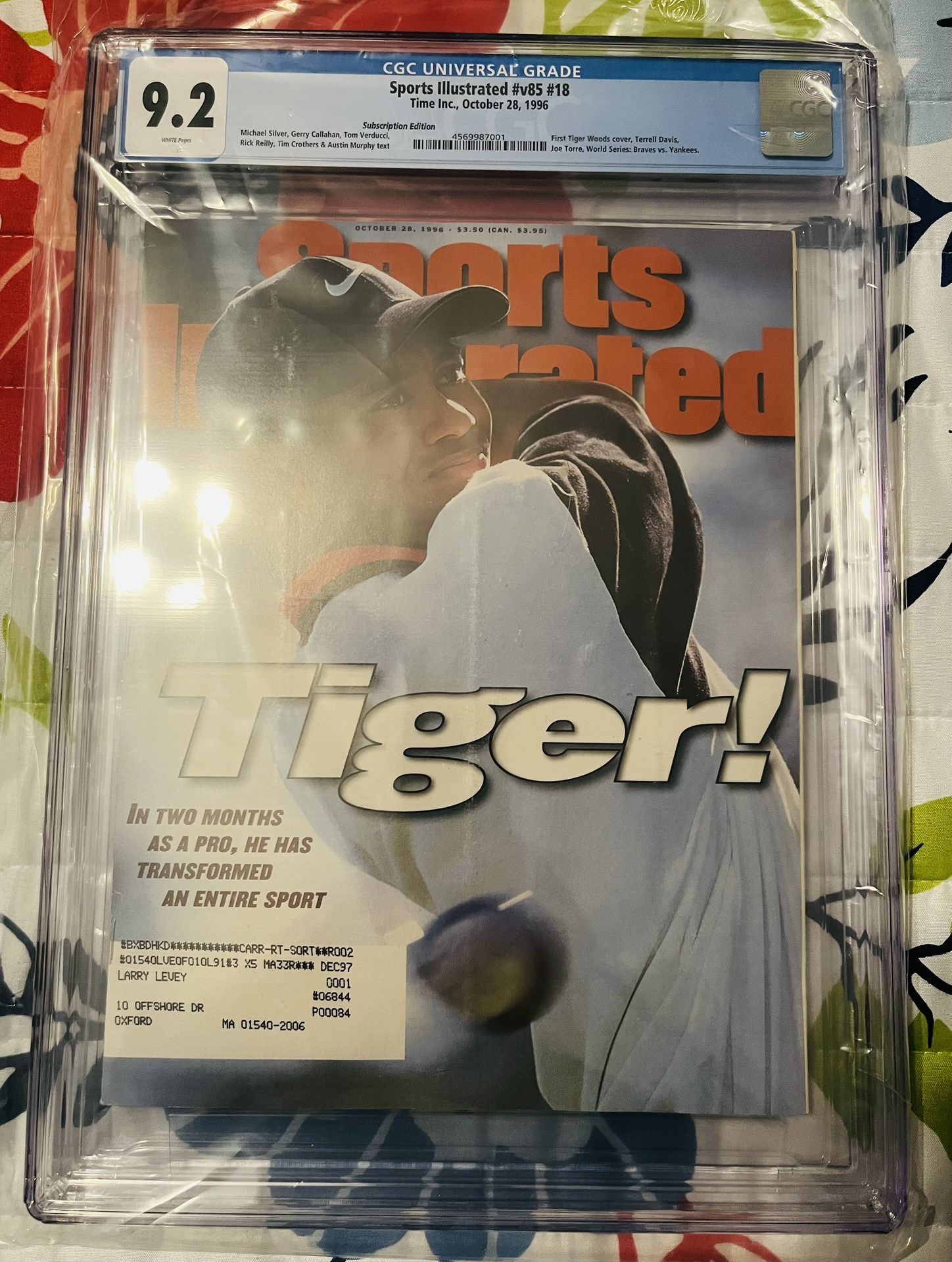9.2 Graded Tiger Woods Sports Illustrated Magazine 