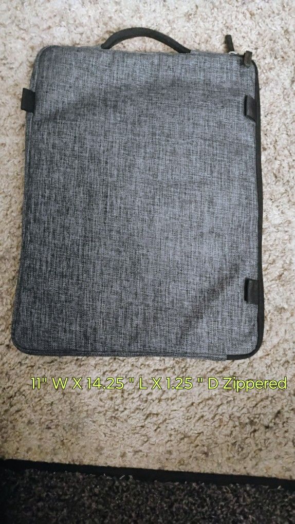 Domiso Zippered Laptop / Tablet Padded W / hidden Zipper Pockets USB Charger See Vid /Photos $15