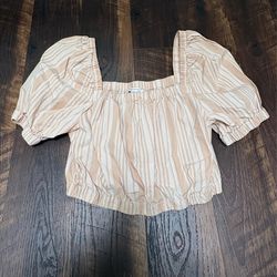 American Eagle puff sleeve top medium