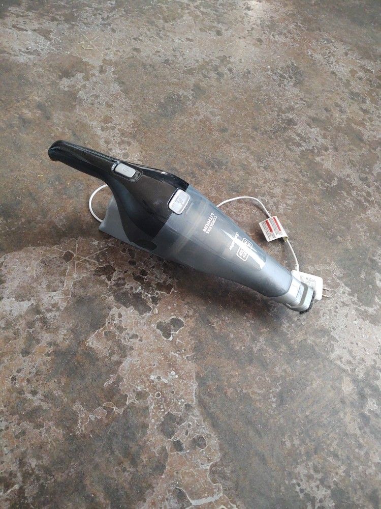 Black+Decker Dustbuster Handheld Vacuum