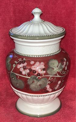 Vintage Raymond Waites Ceramic Vineyard 11.5” Cookie Jar FLAWLESS!