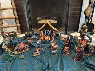20 Piece Nativity Set