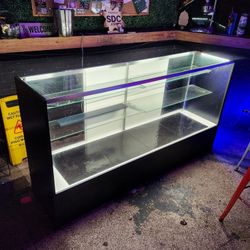 Display Case / Show Case Large ~ Wide ~ Glass
