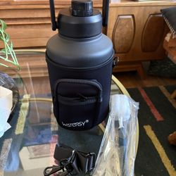 1Gallon Double Insulated Water Bottle/Jug