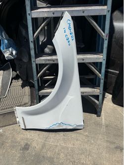 Left fender for 2013 Mercedes Benz c250 fender