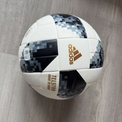 Adidas 2018 World Cup Soccer Ball Size 5