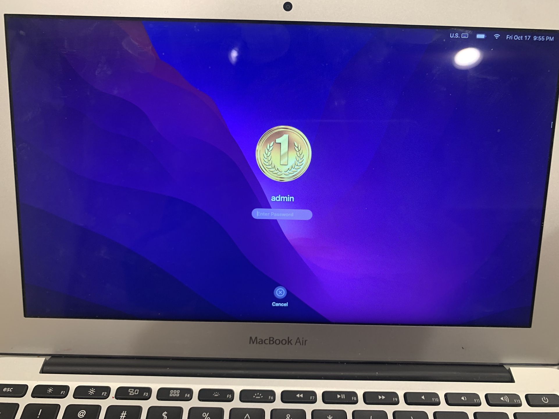 Apple MacBook Air 11” 2015 macOS Monterey!