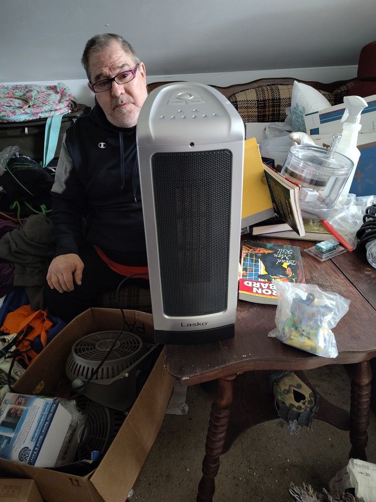 Small Lasko Space Heater